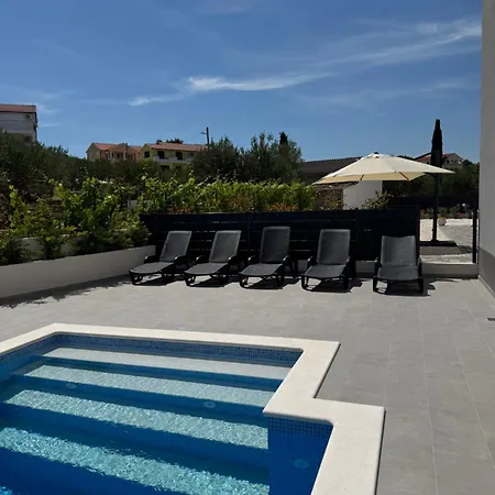 Ciovo Bay Апартаменты