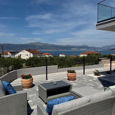 Ciovo Bay * סלאטינה