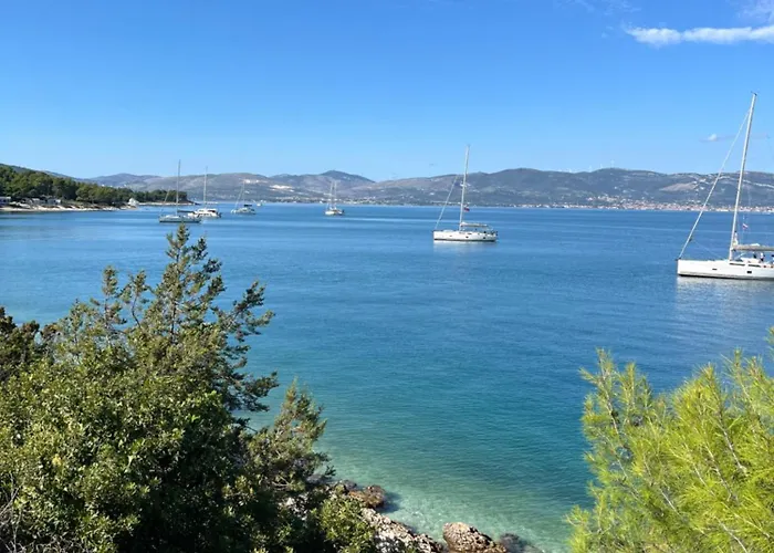 Ciovo Bay *