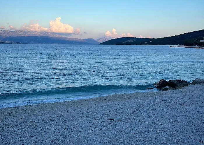 Ciovo Bay 아파트 *